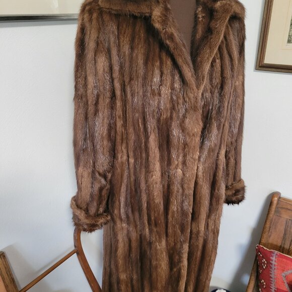 Vintage 40's Mink Coat with MAtching Muff /Handbag - Picture 3 of 15